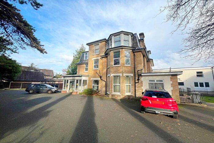 Flat To Rent In Bournemouth, BH2