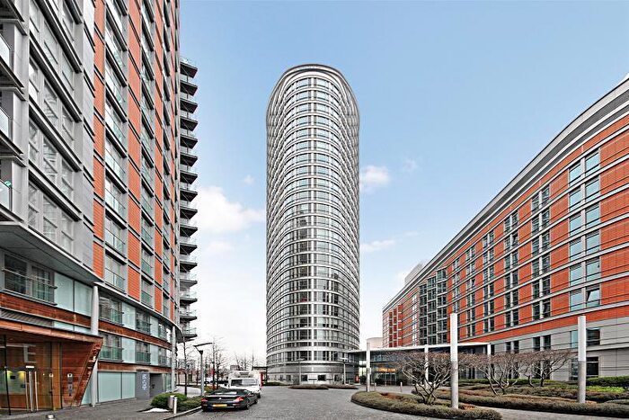 Studio To Rent In Fairmont Avenue, London, E14