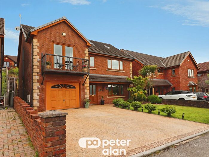 6 Bedroom Detached House For Sale In Cwrt Coed Parc, Maesteg, CF34