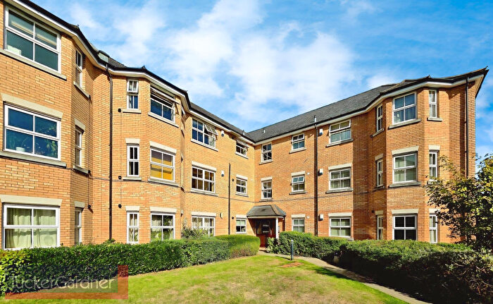 2 Bedroom Flat To Rent In Regency Square, Cambridge, CB1