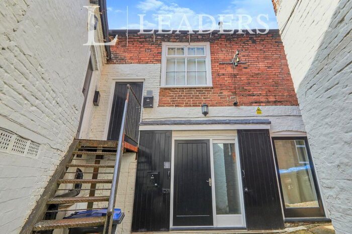 2 Bedroom Apartment To Rent In Shakespeares Yard, Ashbourne, DE6