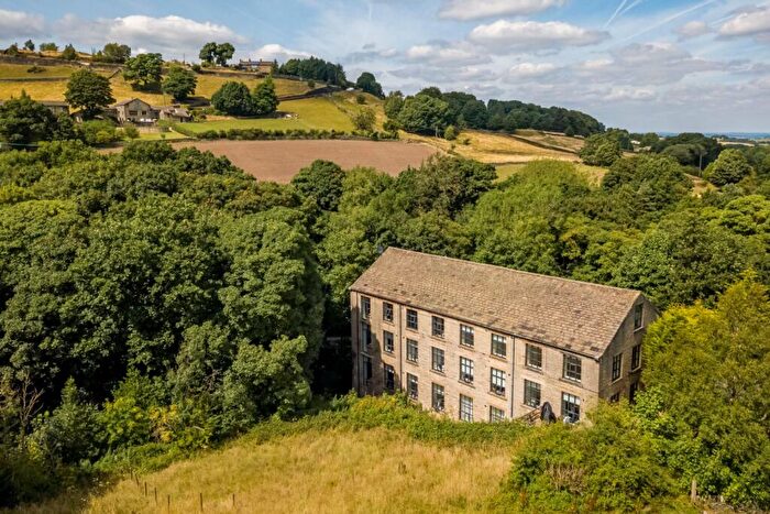 2 Bedroom Apartment For Sale In Green Lane Mill, Green Lane, Holmfirth, HD9