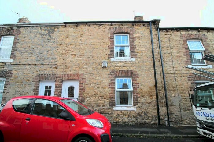 2 Bedroom Terraced House To Rent In Garden Street, Newbottle, Houghton-le-Spring, DH4