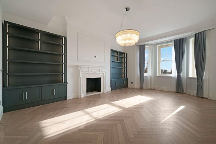 4 Bedroom Flat To Rent In North Gate, Prince Albert Road, NW8