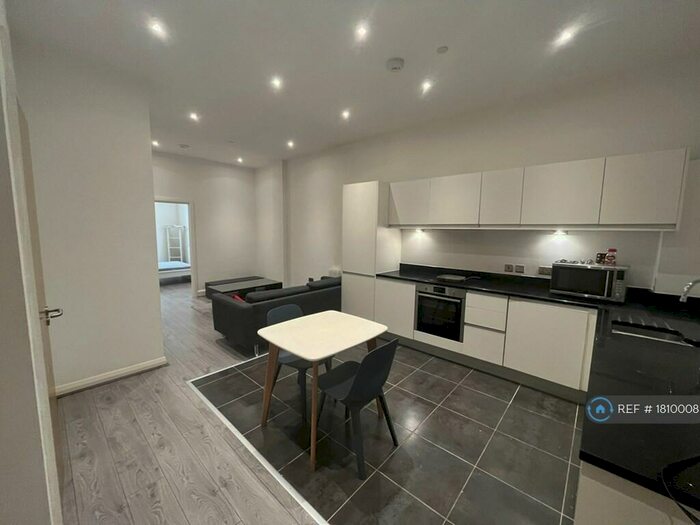 2 Bedroom Flat To Rent In The Co-Operative Building, Coventry, CV1