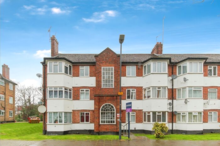 2 Bedroom Flat To Rent In High Mead, Harrow, HA1