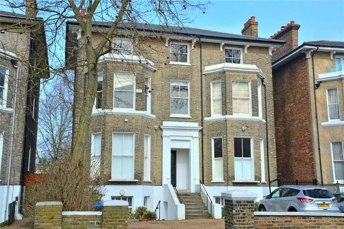 2 Bedroom Apartment To Rent In St Johns Park, Blackheath, London, SE3