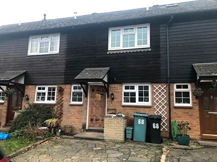 3 Bedroom House To Rent In Middle Lane, Epsom, KT17