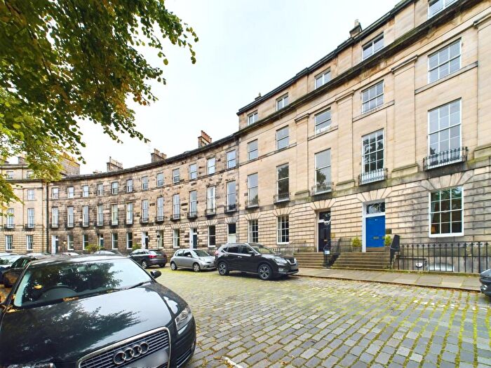 2 Bedroom Apartment To Rent In Royal Circus, New Town, Edinburgh, EH3