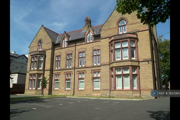 2 Bedroom Flat To Rent In Grove Park, Liverpool, L8