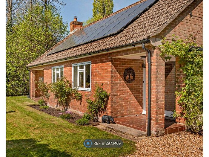 3 Bedroom Bungalow To Rent In Lower Road, Salisbury, SP5