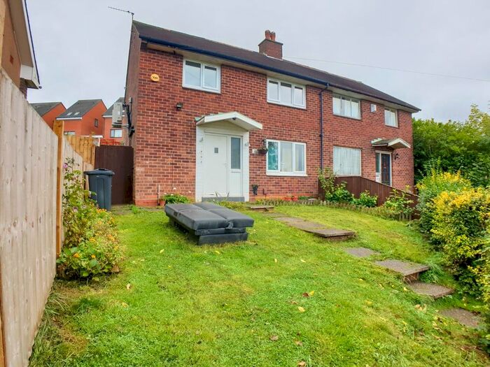 3 Bedroom Terraced House To Rent In Shawbrook Grove, Kings Heath, Birmingham B14