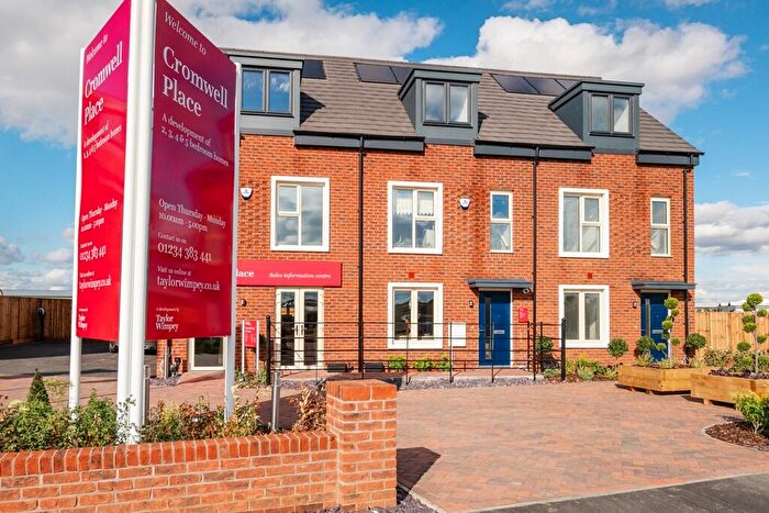 3 Bedroom Terraced House For Sale In Orchid Way, Wixams, Bedfordshire, MK42