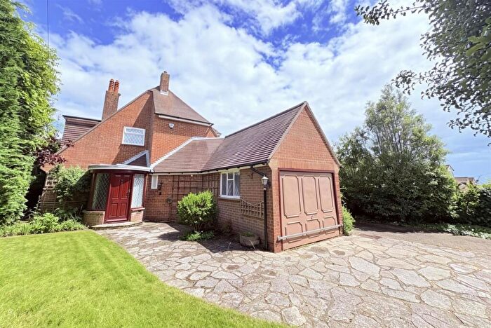 4 Bedroom Detached House For Sale In Uplands Road, Drayton, PO6