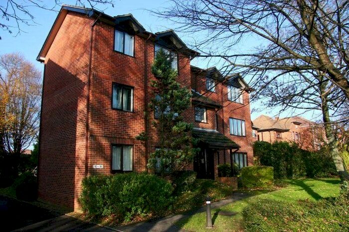 1 Bedroom Flat To Rent In Chester Court, Southampton, SO16
