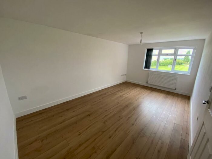 3 Bedroom Flat To Rent In Milligan Road, Leicester, LE2