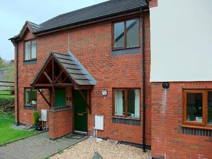 2 Bedroom Property To Rent In Burgess Meadows, Johnstown, Carmarthen, SA31