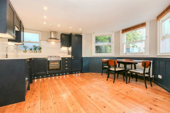 3 Bedroom Apartment To Rent In Hornsey Lane, N6