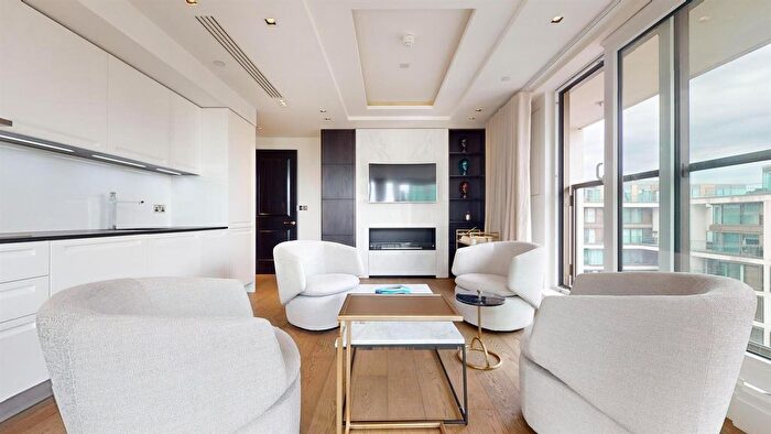2 Bedroom Flat For Sale In Kensington High Street, London, W14