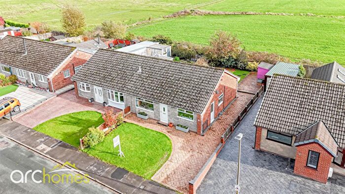 3 Bedroom Semi Detached Bungalow For Sale In Douglas Street, Atherton, Manchester, M46