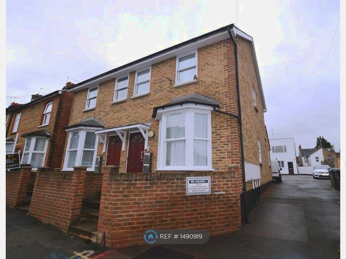 1 Bedroom Maisonette To Rent In Holywell Road, Watford, WD18