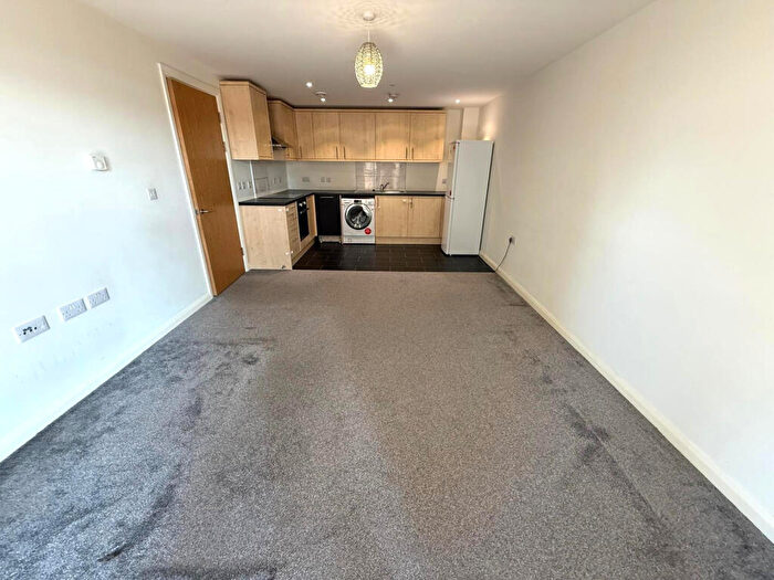 1 Bedroom Flat To Rent In Modern One Bedroom Third Floor Apartment, IG1