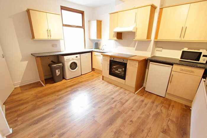 2 Bedroom Flat To Rent In Ecclesall Road, Sheffield, S11