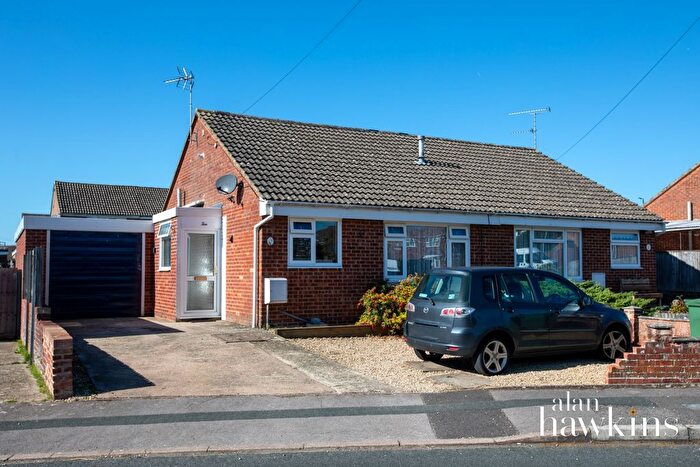 2 Bedroom Semi Detached Bungalow To Rent In Masefield, Royal Wootton Bassett, SN4