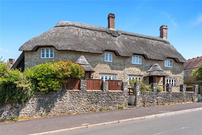 3 Bedroom Semi Detached House For Sale In High Street, Yetminster, Sherborne, Dorset, DT9