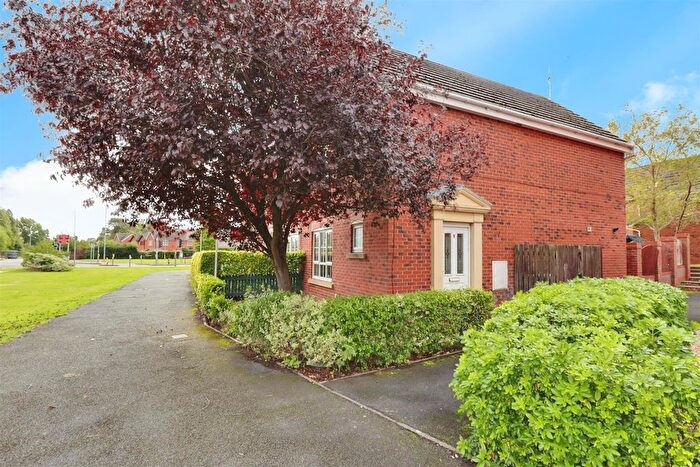3 Bedroom End Terrace House For Sale In Morgan Walk, Nantwich, CW5