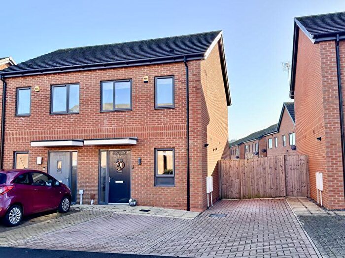 2 Bedroom Semi Detached House For Sale In Cincinnati Drive, Birmingham, B24