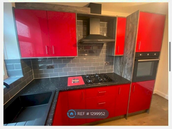 1 Bedroom Flat To Rent In Birmingham Road, Walsall, WS5