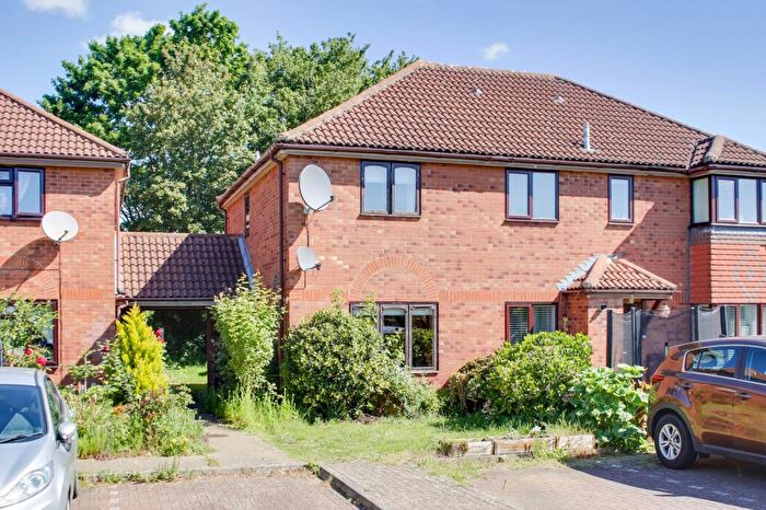 2 Bedroom Terraced House For Sale In Cornwallis Drive, Eaton Socon, PE19