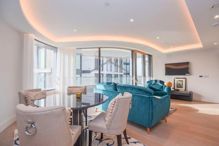 2 Bedroom Flat To Rent In The Corniche, Albert Embankment, London, SE1