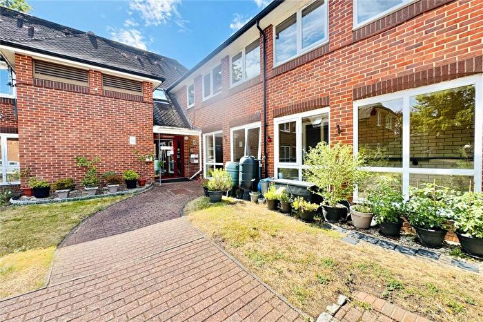 2 Bedroom Retirement Property For Sale In Appley Drive, Camberley, Surrey, GU15