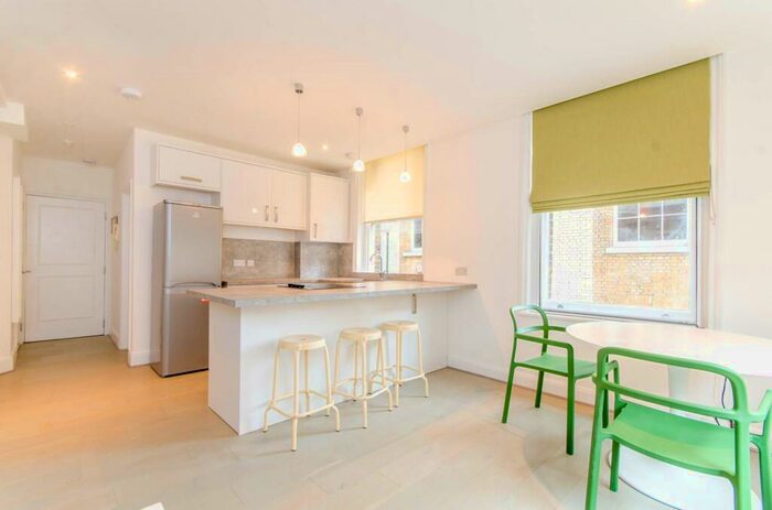 2 Bedroom Flat To Rent In Sycamore Street, Barbican, London, EC1Y