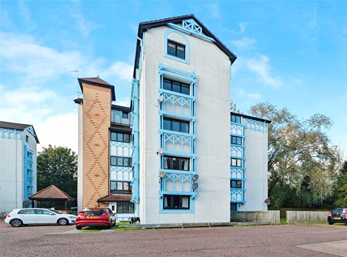 1 Bedroom Flat For Sale In Cartington Court, Newcastle Upon Tyne, NE3