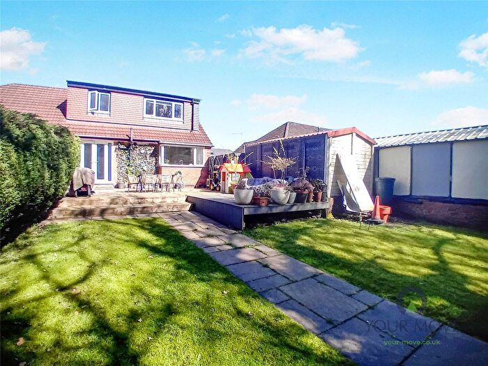 3 Bedroom Bungalow To Rent In Hyde Road, Worsley, Manchester, Greater Manchester, M28