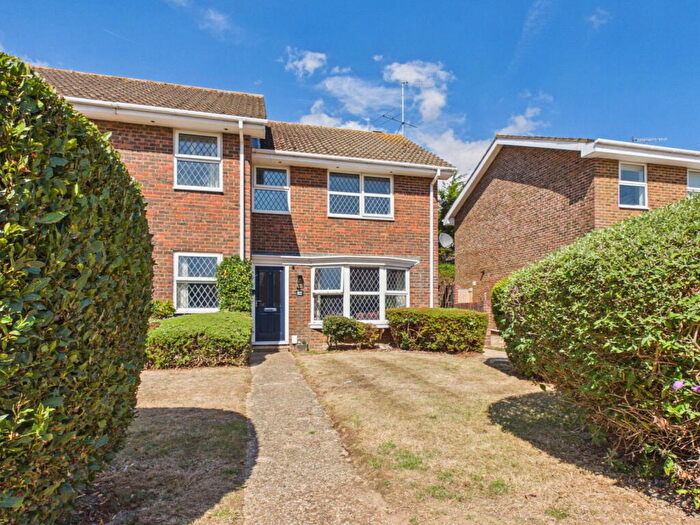 4 Bedroom Terraced House For Sale In Rusper Road South, Worthing, BN13