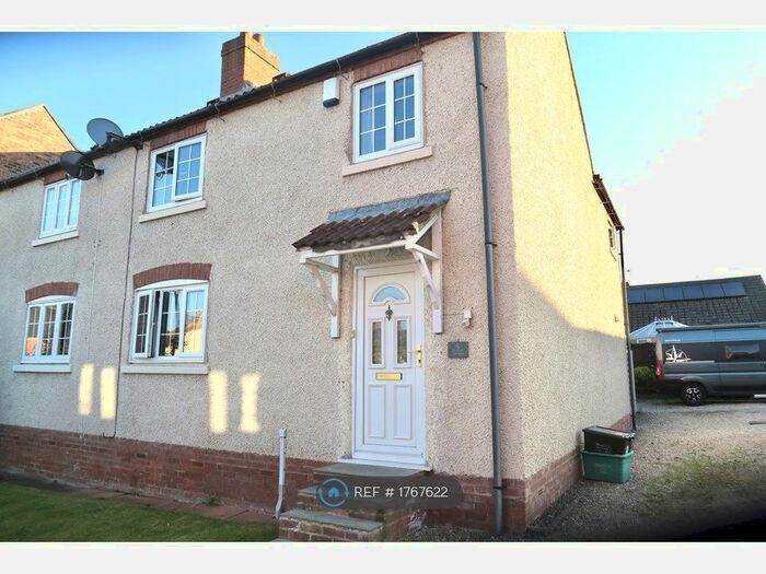 3 Bedroom End Of Terrace House To Rent In Orchard Cottages, Dunnington, York, YO19