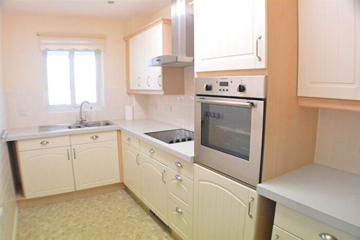 2 Bedroom Apartment For Sale In St. Johns View, Mansfield, NG18