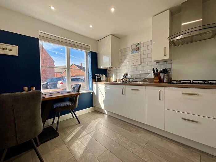 3 Bedroom End Of Terrace House To Rent In Berrigan Way, Branston, LN4