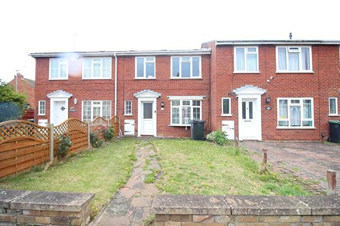 3 Bedroom Terraced House To Rent In Whitehouse Court, Rushden, NN10