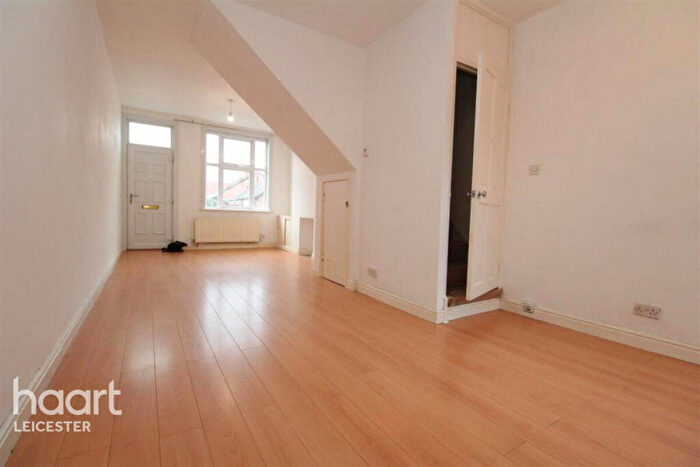 2 Bedroom Terraced House To Rent In Dartford Road, Leicester, LE2
