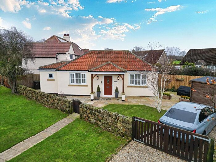 2 Bedroom Detached Bungalow For Sale In Stonecroft, Goathland, YO22