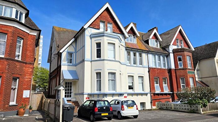 15 Bedroom Flat For Sale In Rothbury, West Cliff Gardens, Bournemouth, BH2