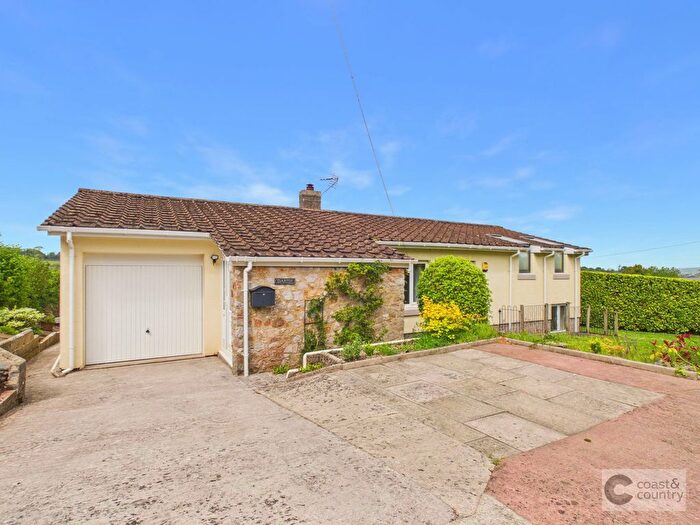 4 Bedroom Detached House For Sale In Huxnor Road, Kingskerswell, TQ12