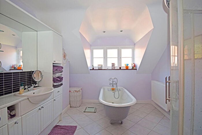 4 Bedroom Detached House For Sale In Bournheath Road, Fairfield, Worcestershire, B61