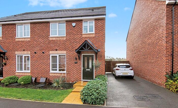 3 Bedroom Semi Detached House For Sale In Down Meadow, Bedworth, CV12