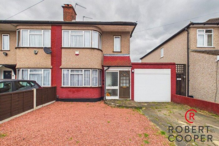 2 Bedroom End Of Terrace House For Sale In Tiptree Road, Ruislip, HA4
